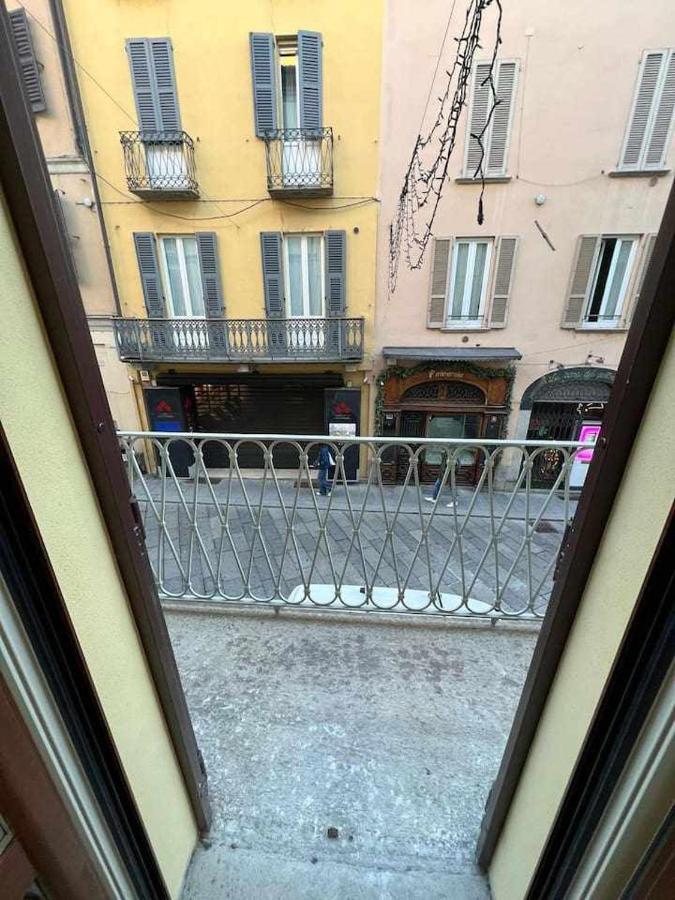 La Stanza Del Manzoni 1 Piano No Ascensore Pavia Buitenkant foto